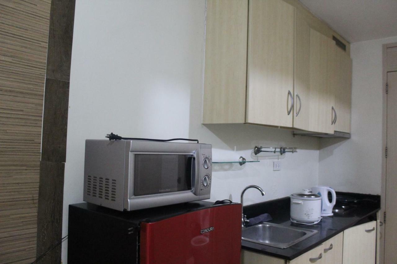 Chateau Elysee A3 Near Airport Wifi Kitchen Paranaque City Ngoại thất bức ảnh