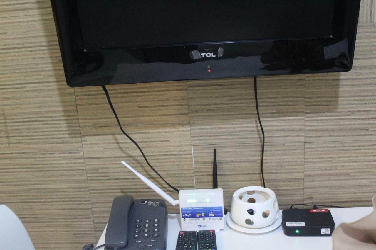 Chateau Elysee A3 Near Airport Wifi Kitchen Paranaque City Ngoại thất bức ảnh
