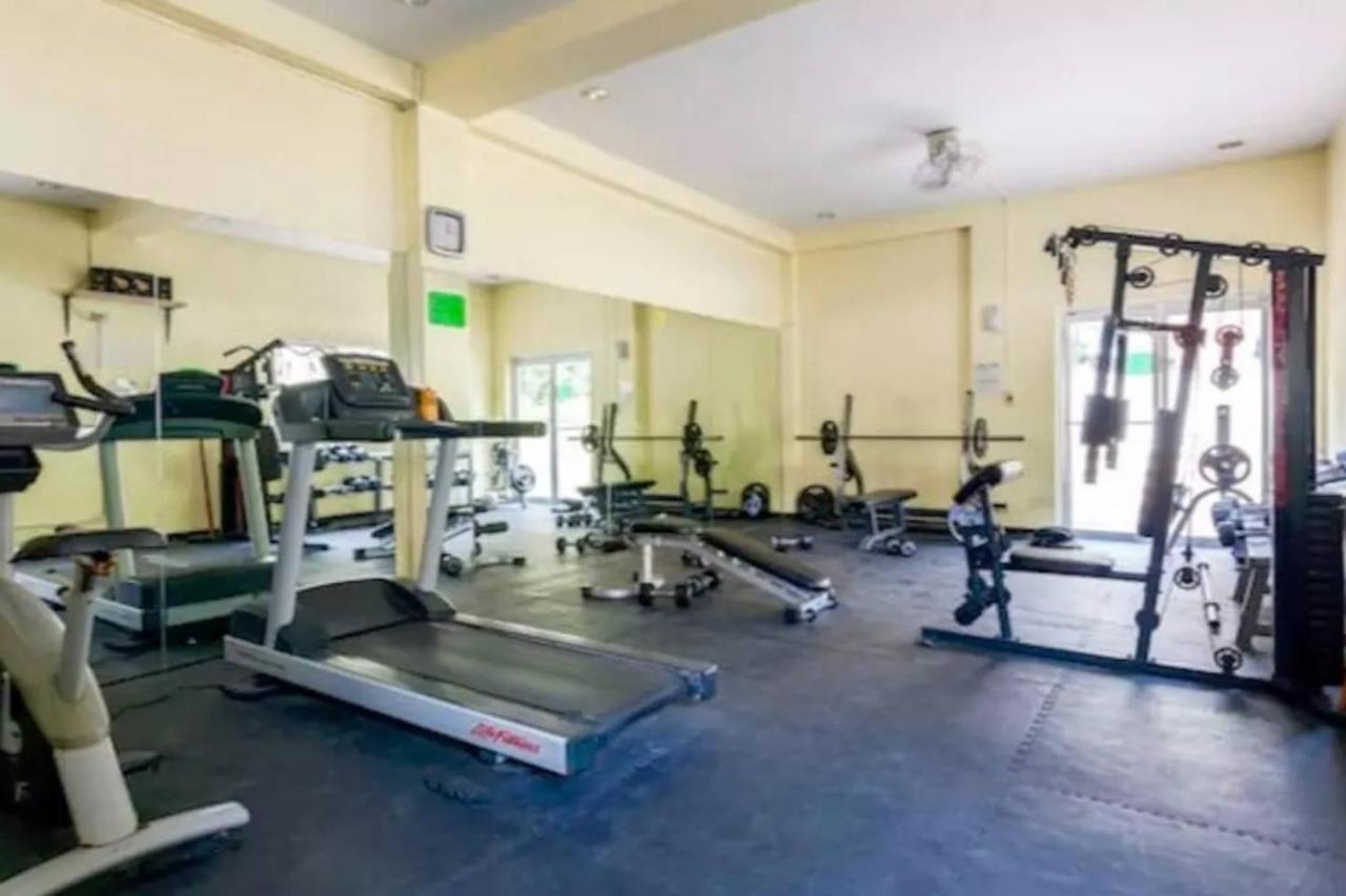 Chateau Elysee A3 Near Airport Wifi Kitchen Paranaque City Ngoại thất bức ảnh